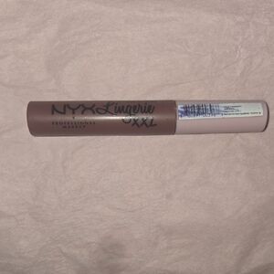 NYX Lingerie XXL Matte Lip Color in Shade Unhooked